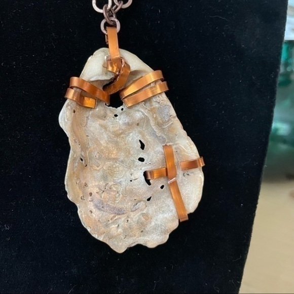 Handmade Shell & Copper Cross Statement Necklace 19.75” Coastal NWT - Picture 3 of 7